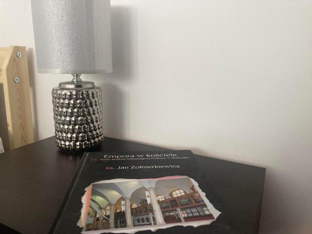 Apartament Tuz Za Rogiem Zamku マルボルク エクステリア 写真